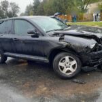 baleset, összetört autó